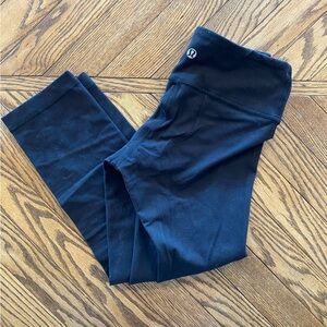 Lululemon Black Align Cropped Leggings, size 2 with 20” inseam